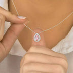 Colar gota cravejado rosa